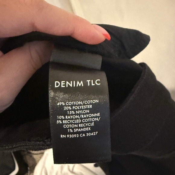 Nic+Zoe NEW Premium Black Denim Mid Rise Straight Jeans 32 x 28 Neutral Frayed - Picture 11 of 12